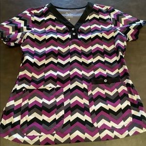 Barco NRG nursing scrub top M